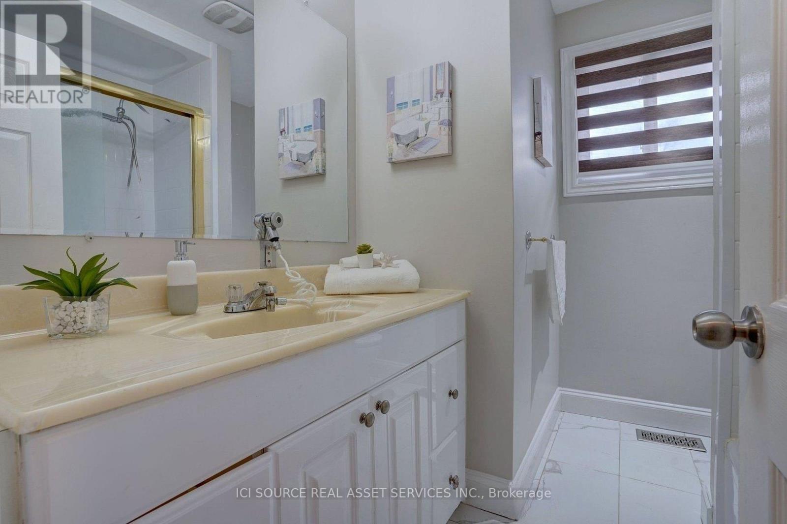 Main Fl - 1051 Willowdale Avenue, Oshawa, Ontario  L1H 1W7 - Photo 13 - E13217738