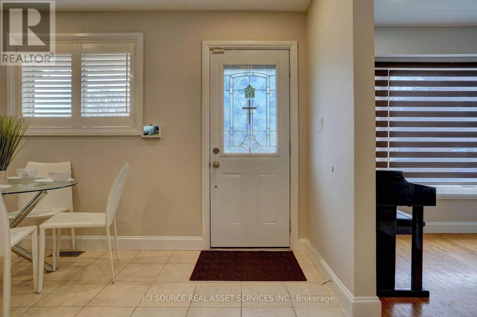 Main Fl - 1051 Willowdale Avenue, Oshawa, Ontario  L1H 1W7 - Photo 2 - E13217738