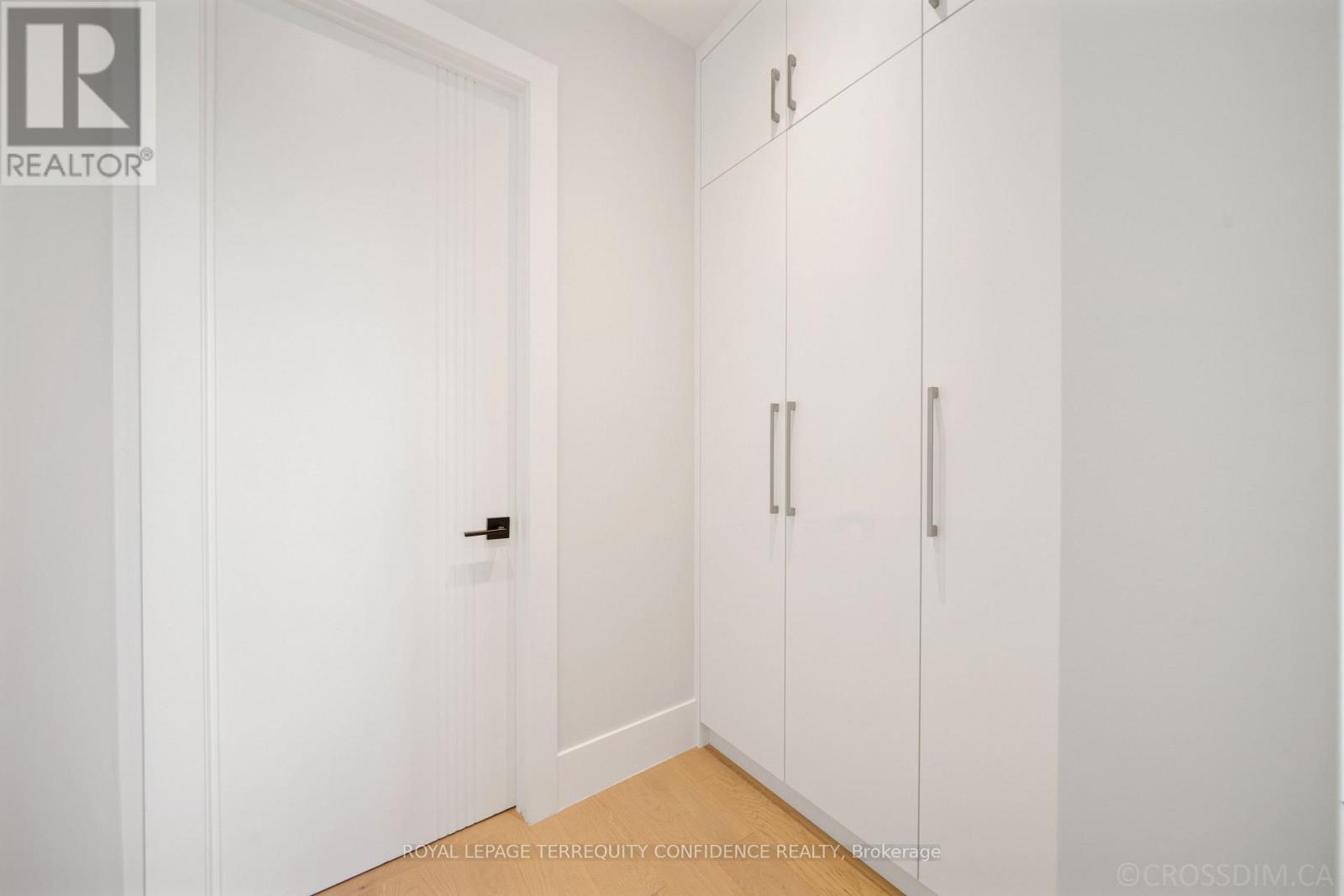 80 Barker Avenue, Toronto, Ontario  M4C 2N6 - Photo 28 - E13217780