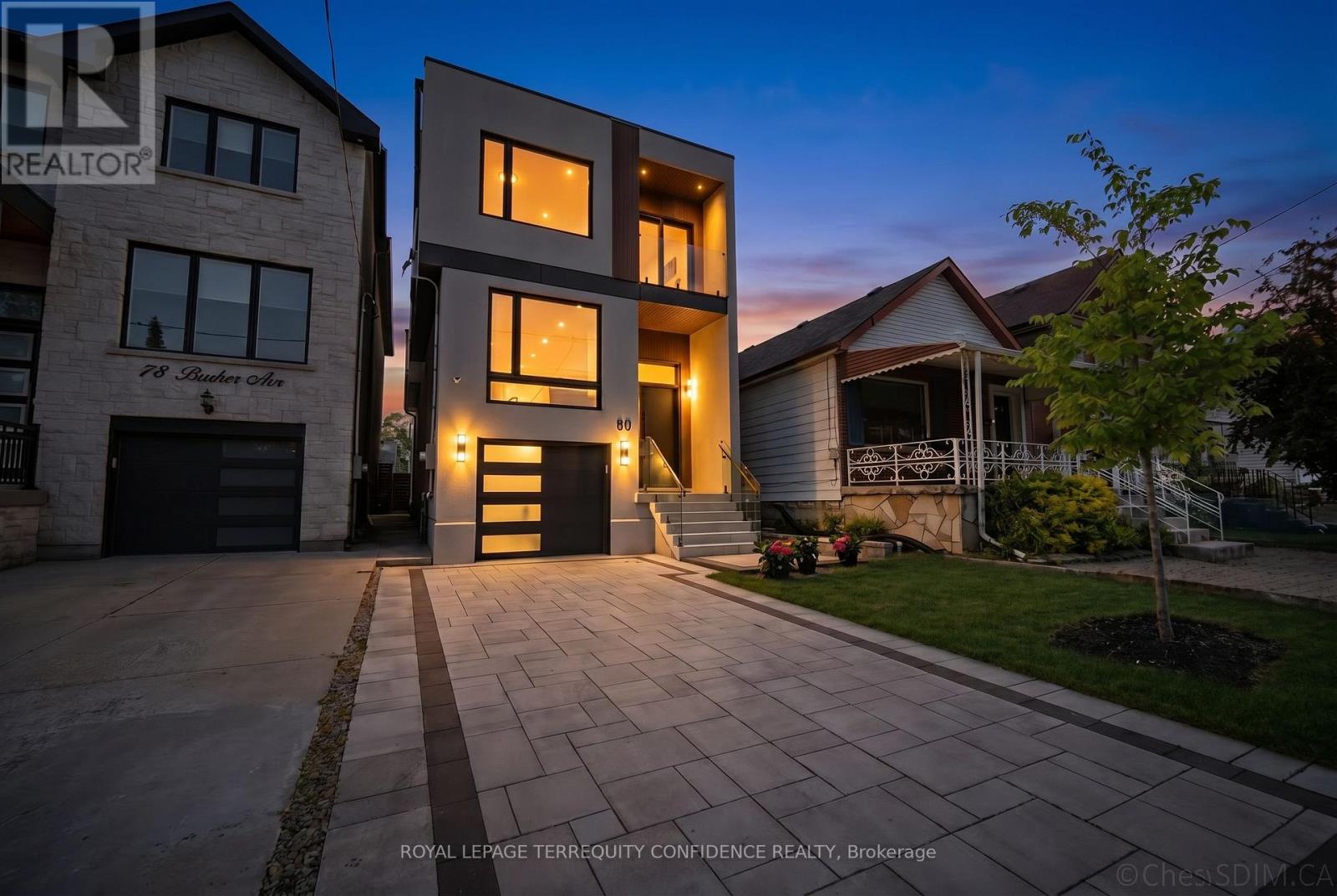 80 Barker Avenue, Toronto, Ontario  M4C 2N6 - Photo 46 - E13217780