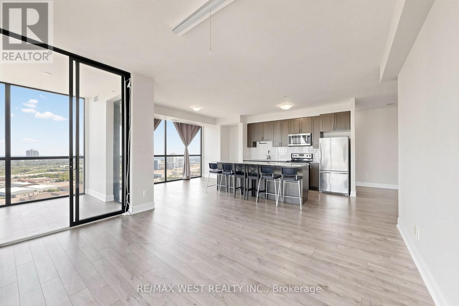 2602 - 2900 Highway 7 Road, Vaughan, Ontario  L4K 1W2 - Photo 11 - N13217802