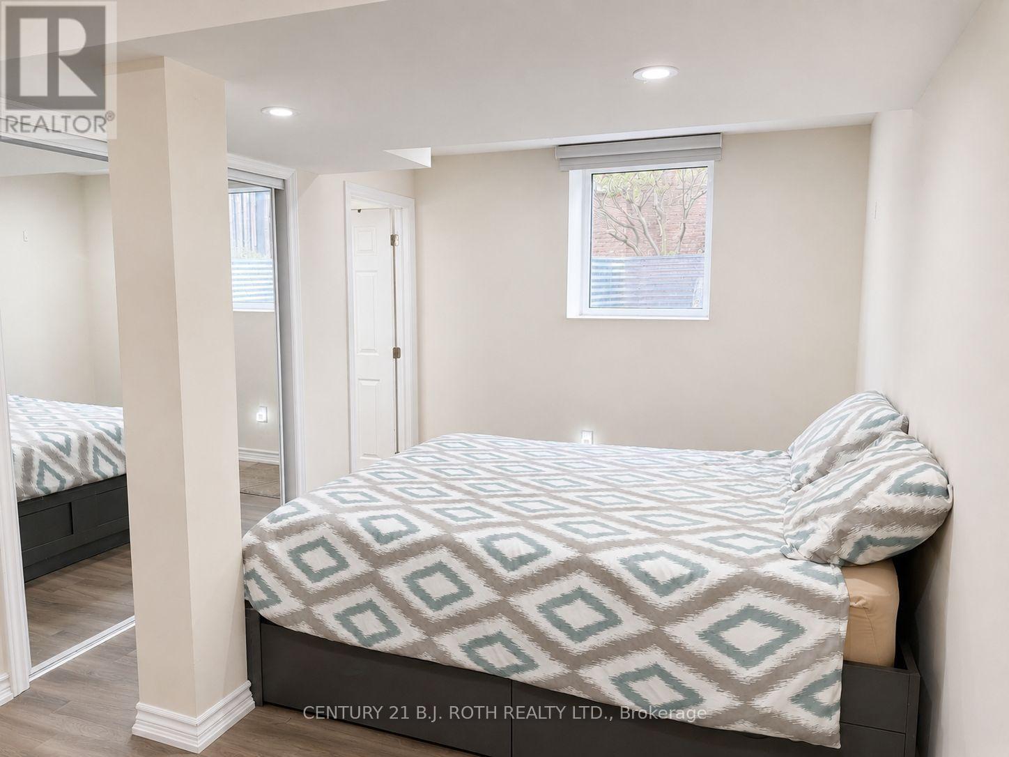 Bsmt - 4 Pinecliff Crescent, Barrie, Ontario  L4N 5V3 - Photo 12 - S13217714