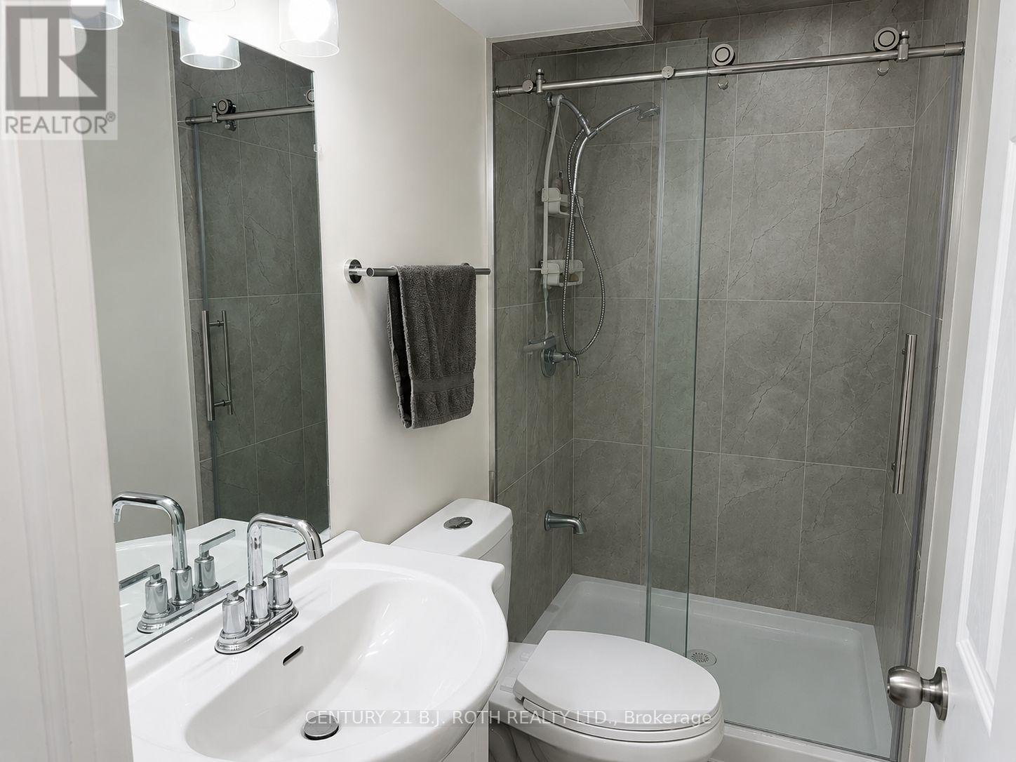 Bsmt - 4 Pinecliff Crescent, Barrie, Ontario  L4N 5V3 - Photo 15 - S13217714