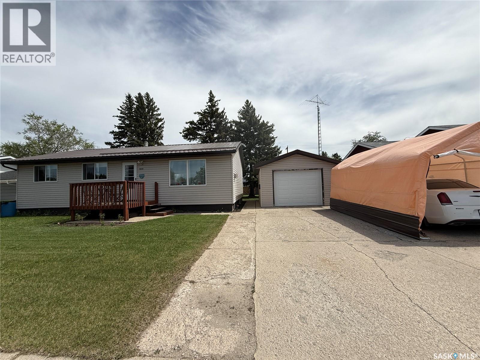 1010 11th Street, Humboldt, Saskatchewan  S0K 2A0 - Photo 3 - SK037633