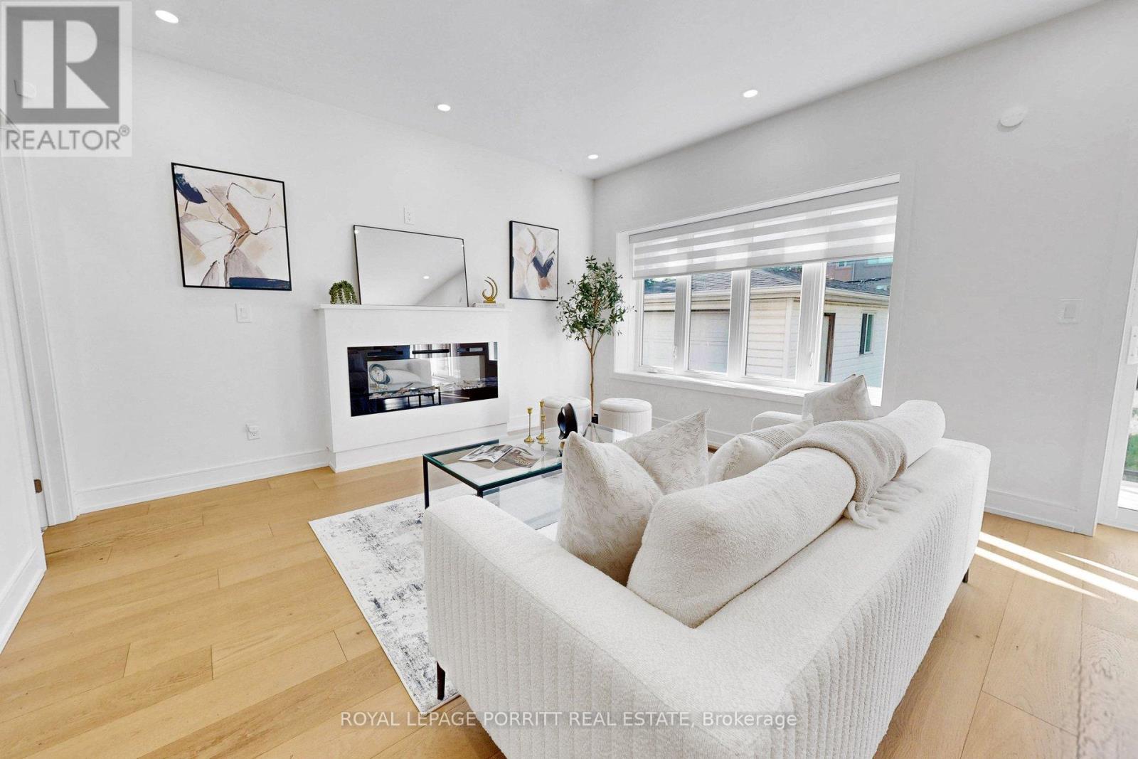 94 Edgecroft Road, Toronto, Ontario  M8Z 2C3 - Photo 9 - W13217722