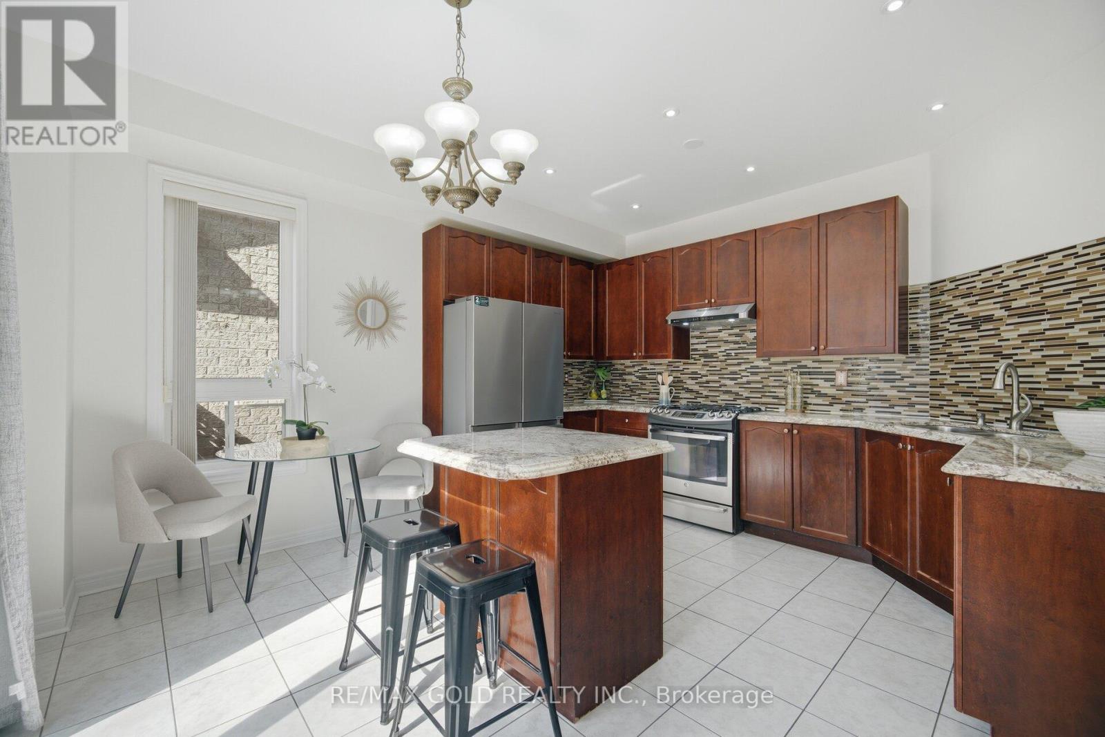 32 Ness Road, Brampton, Ontario  L6Y 5N9 - Photo 11 - W13217762