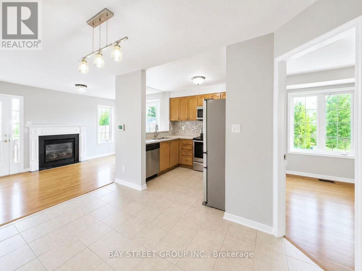 3168 Cabano Crescent, Mississauga, Ontario  L5M 0C4 - Photo 10 - W13217768