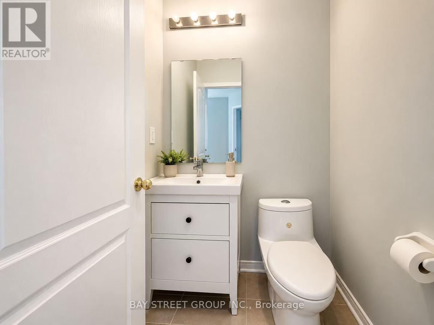 3168 Cabano Crescent, Mississauga, Ontario  L5M 0C4 - Photo 7 - W13217768