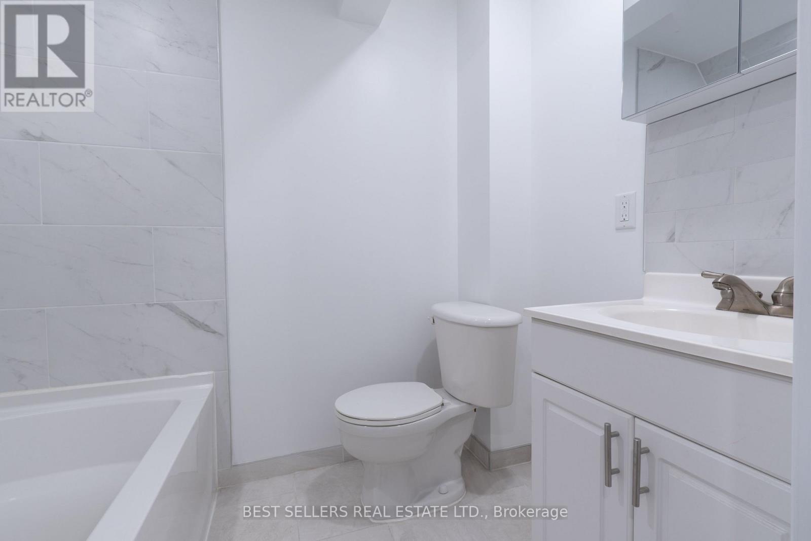 9 Herkley Drive, Brampton, Ontario  L6V 2E7 - Photo 10 - W13217776
