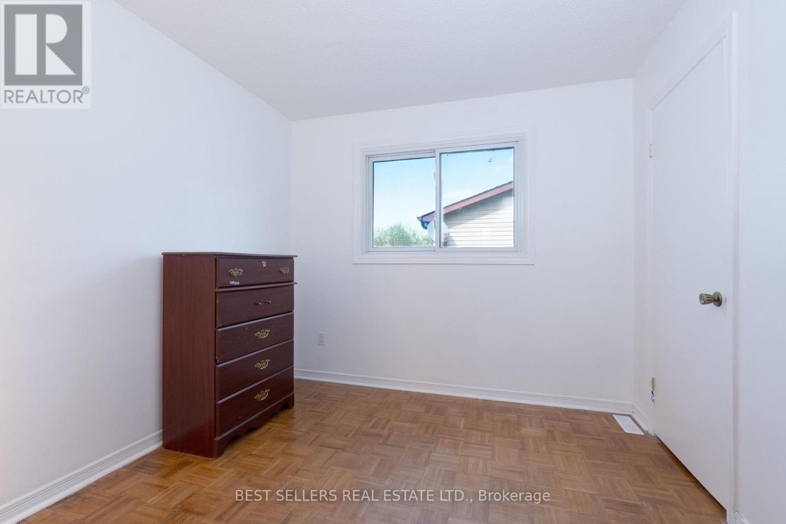 9 Herkley Drive, Brampton, Ontario  L6V 2E7 - Photo 14 - W13217776