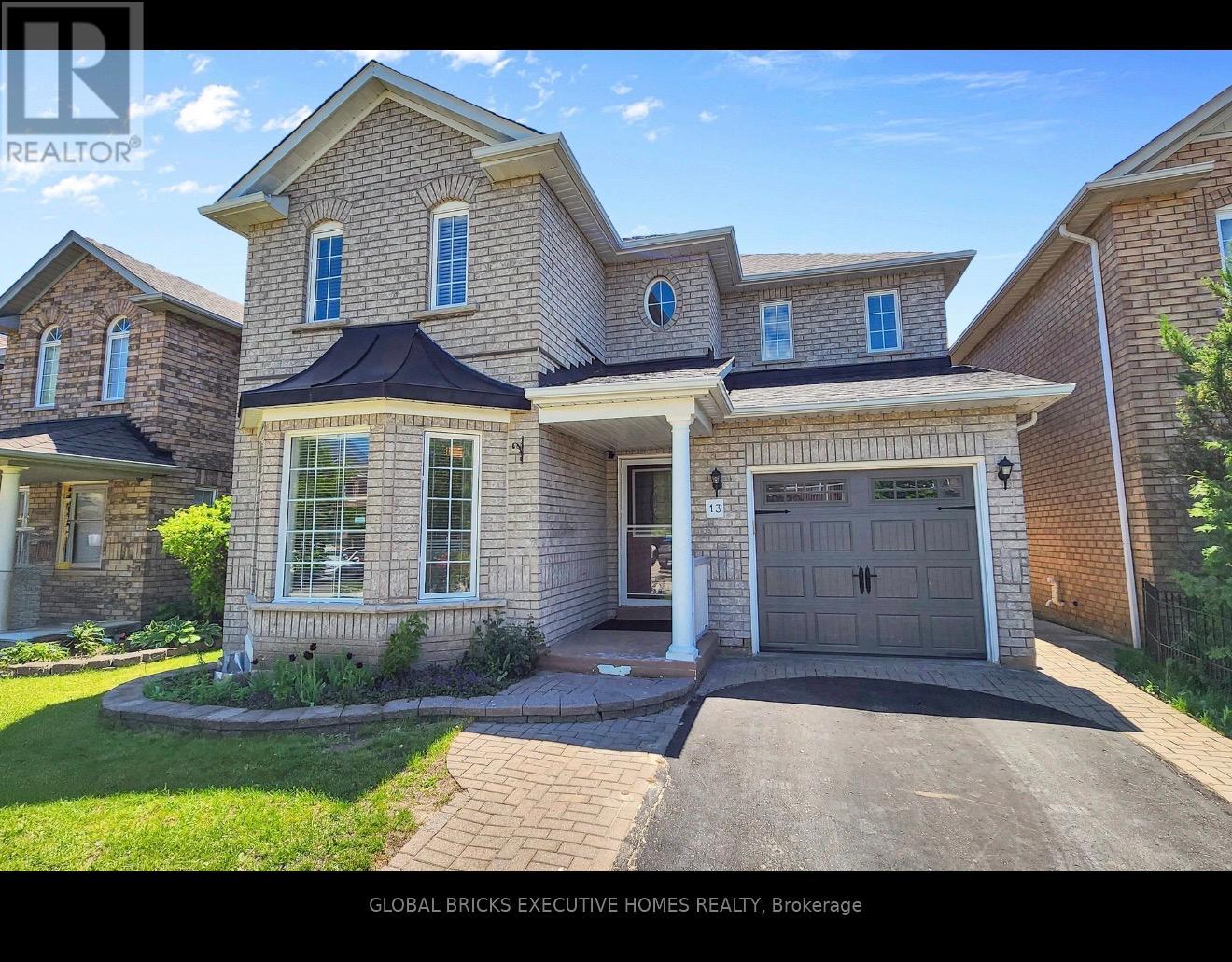 13 HOWLING CRESCENT, Ajax, Ontario