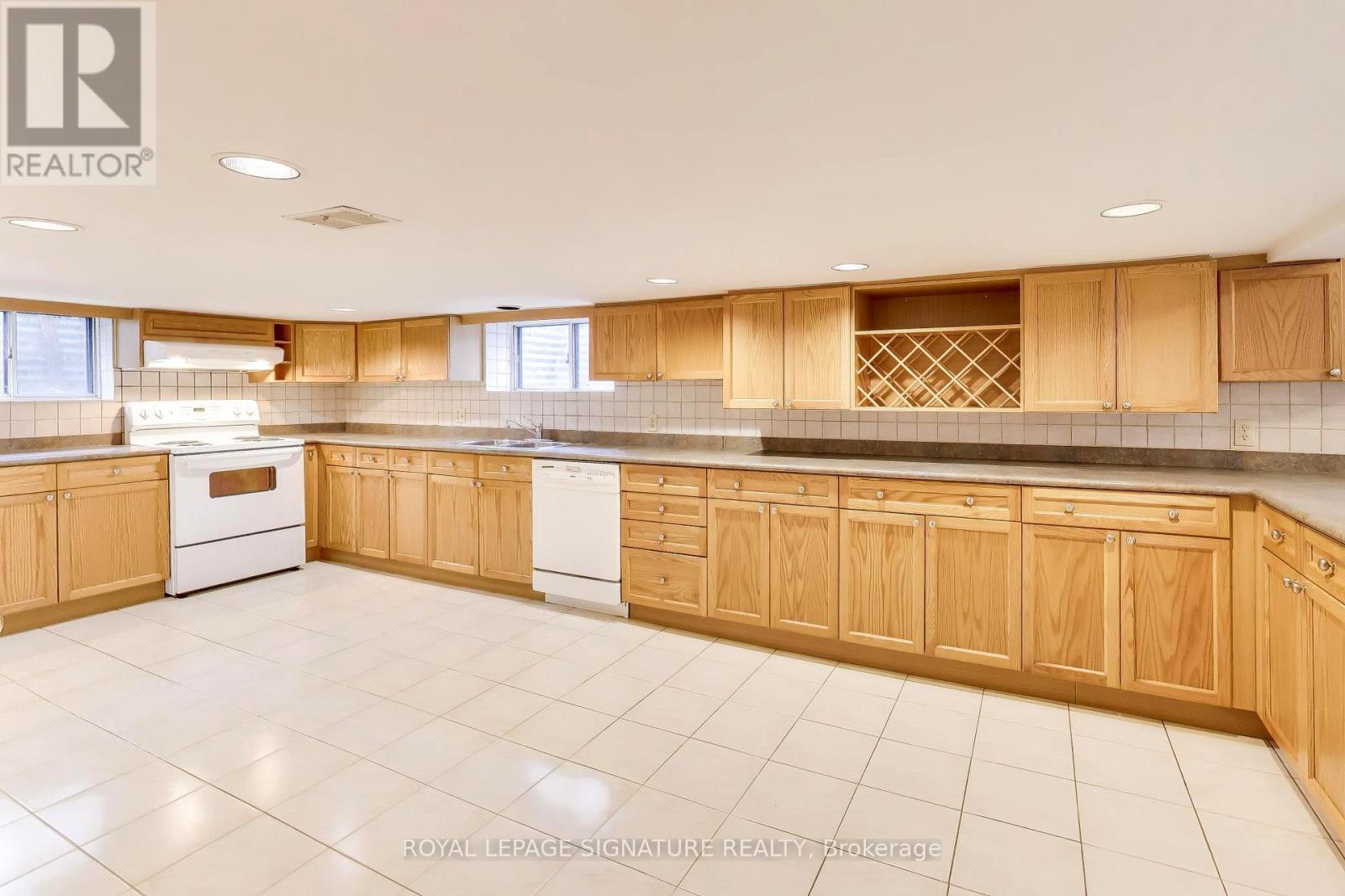 1 Charlemont Crescent, Toronto, Ontario  M1T 1M3 - Photo 29 - E13024476