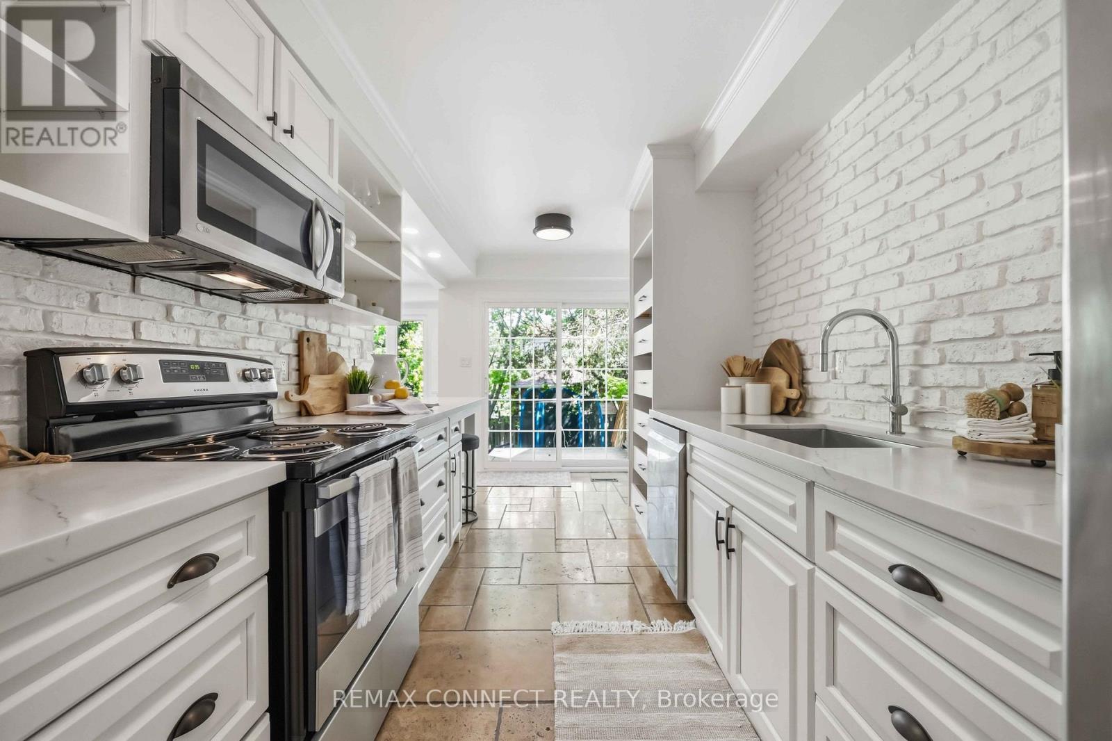 64 Coalport Drive, Toronto, Ontario  M1N 4B7 - Photo 15 - E13211032