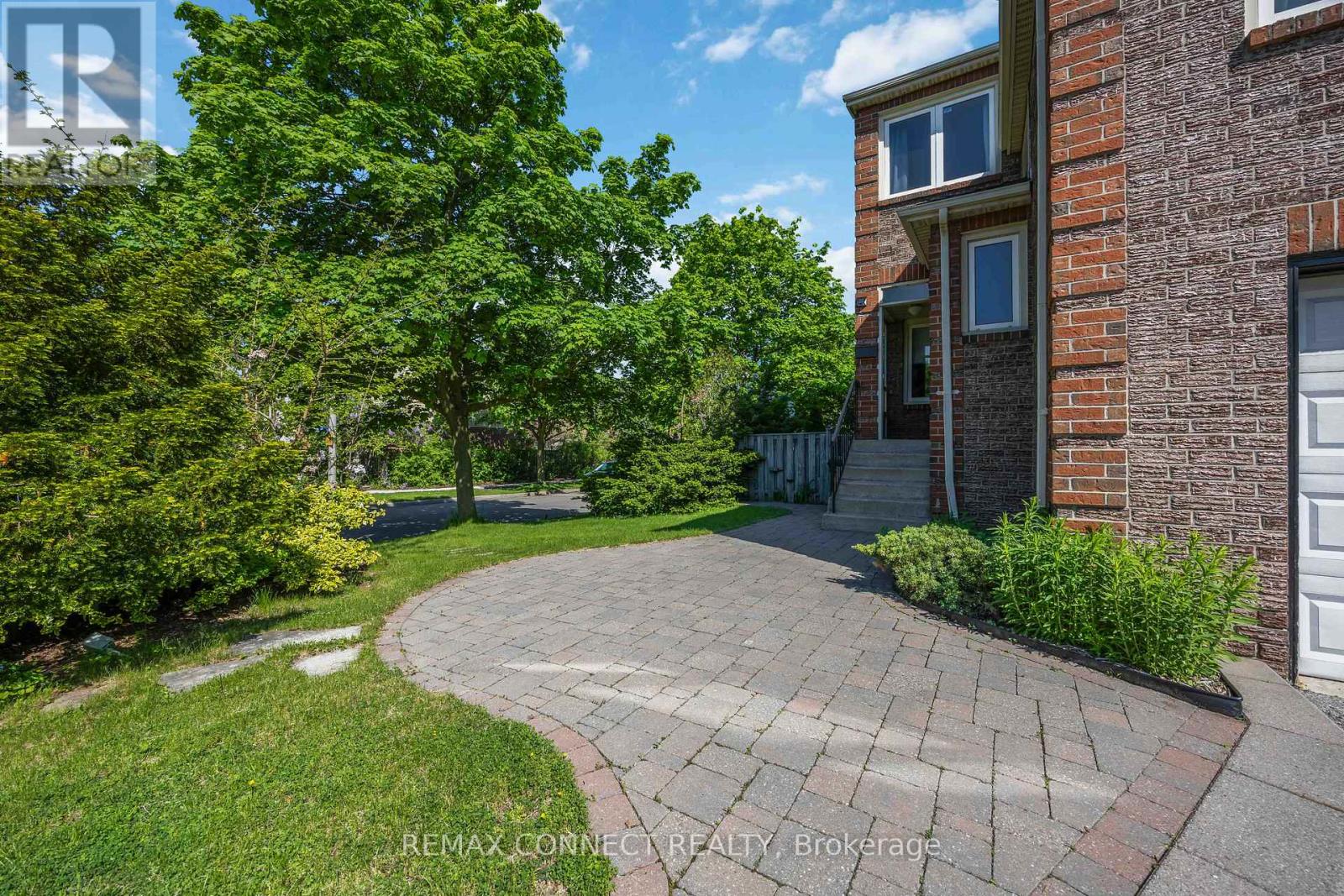 64 Coalport Drive, Toronto, Ontario  M1N 4B7 - Photo 2 - E13211032