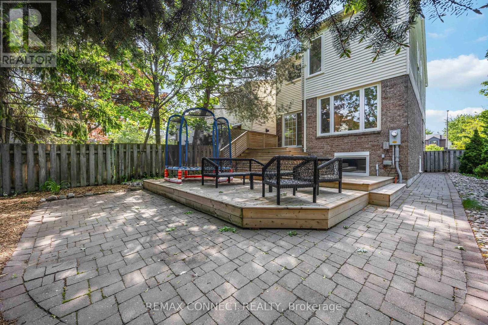 64 Coalport Drive, Toronto, Ontario  M1N 4B7 - Photo 28 - E13211032
