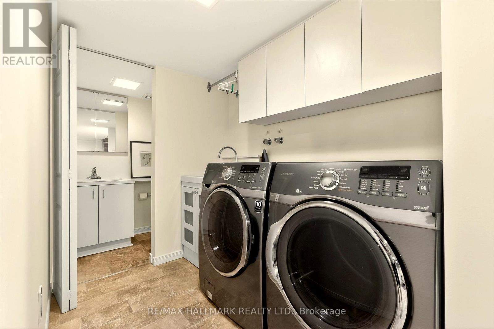 82 Dawes Road, Toronto, Ontario  M4C 5B3 - Photo 44 - E13211674