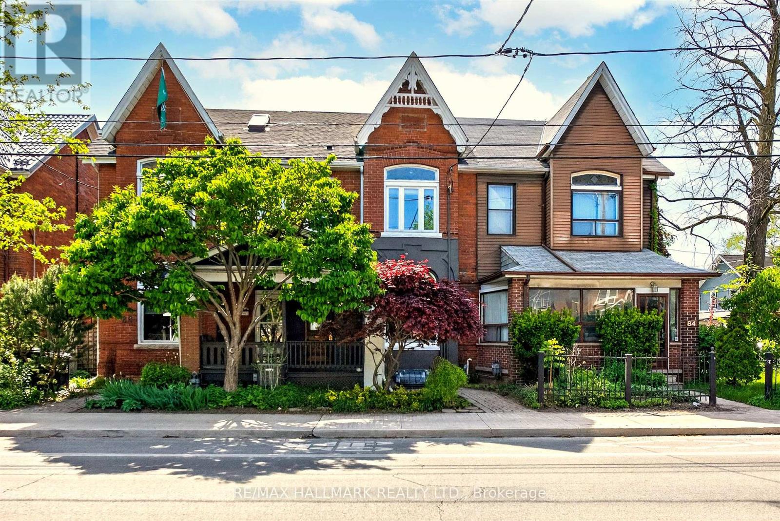 82 Dawes Road, Toronto, Ontario  M4C 5B3 - Photo 3 - E13211674