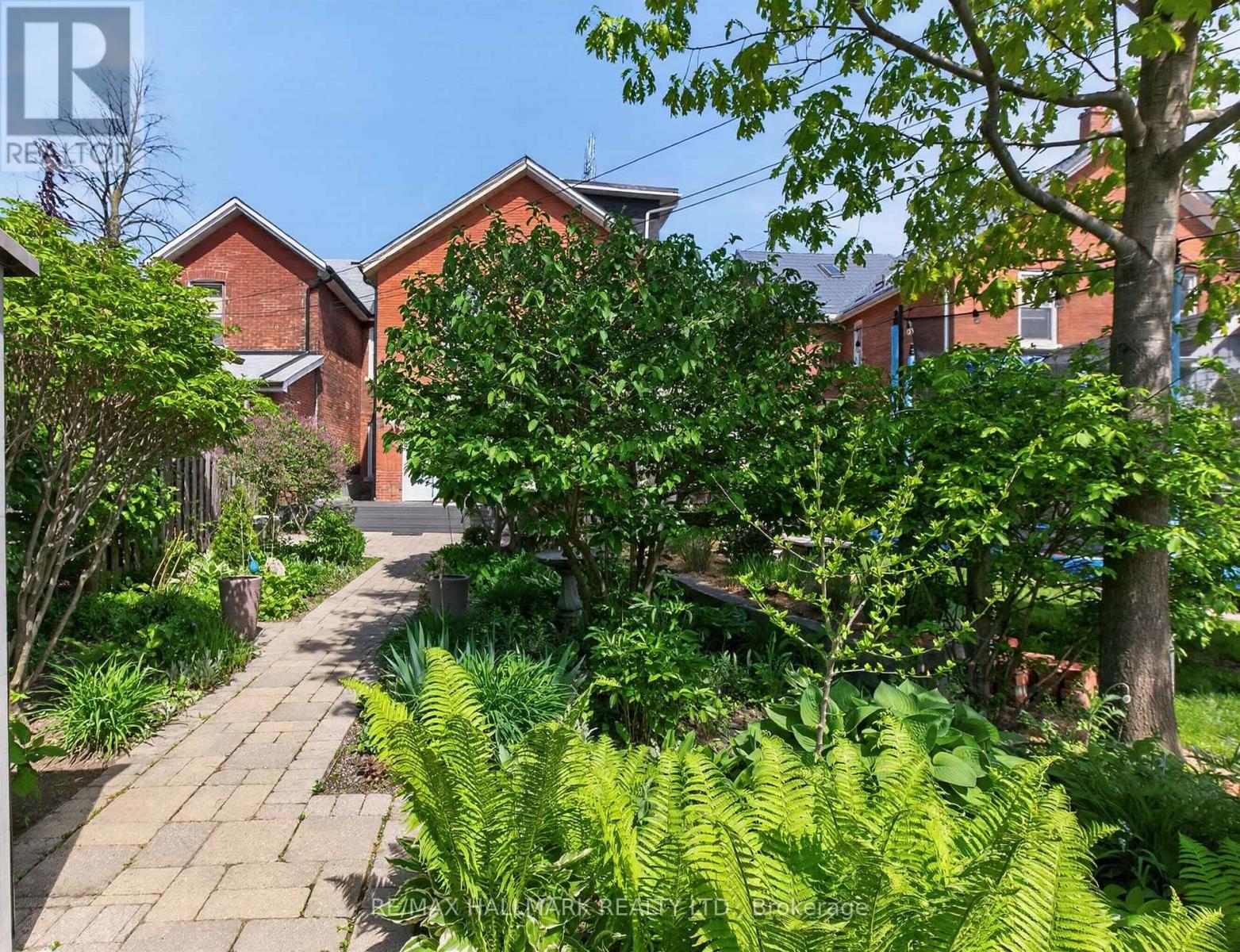 82 Dawes Road, Toronto, Ontario  M4C 5B3 - Photo 46 - E13211674