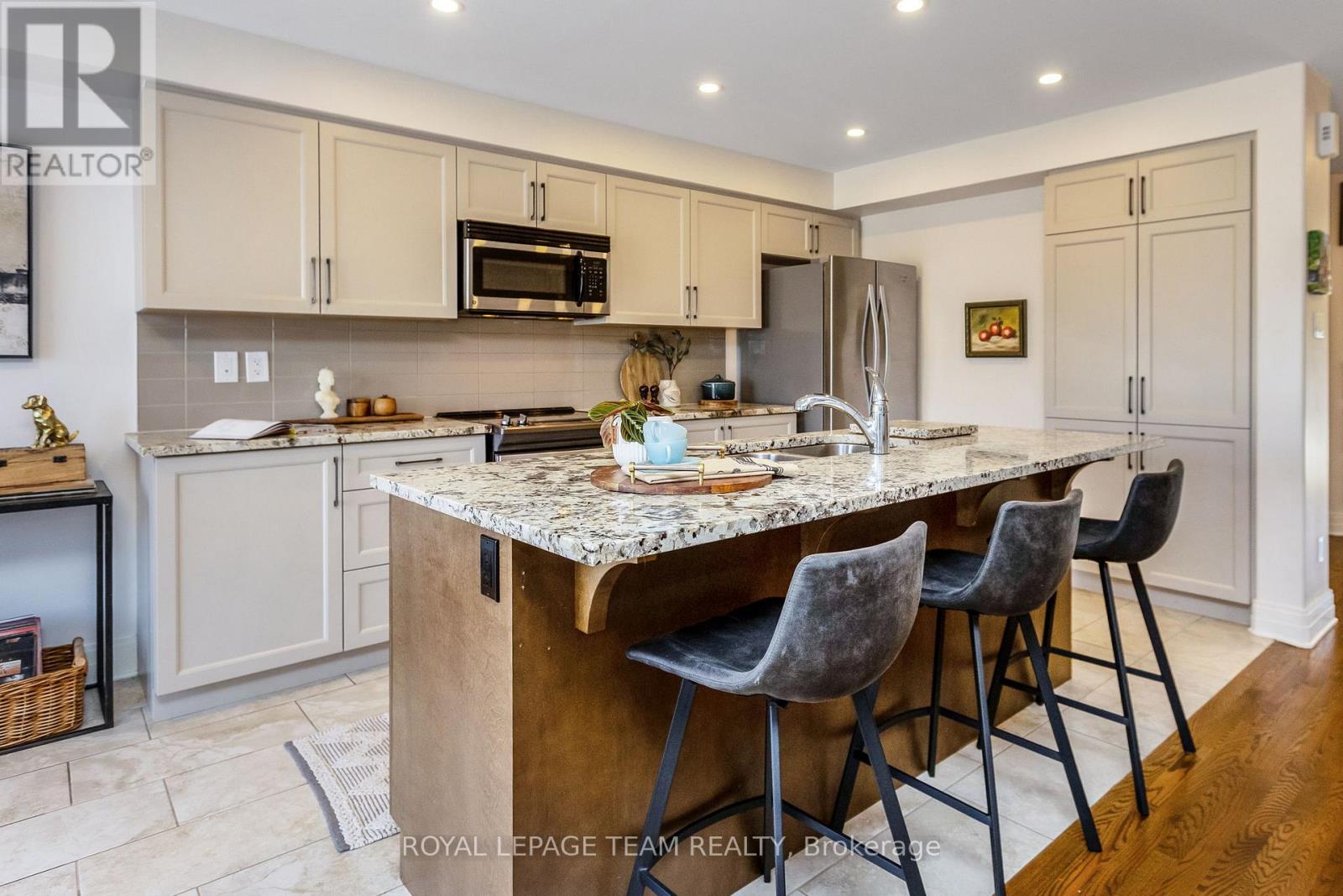 121 Woodhurst Crescent, Ottawa, Ontario  K2S 0T4 - Photo 15 - X13040470
