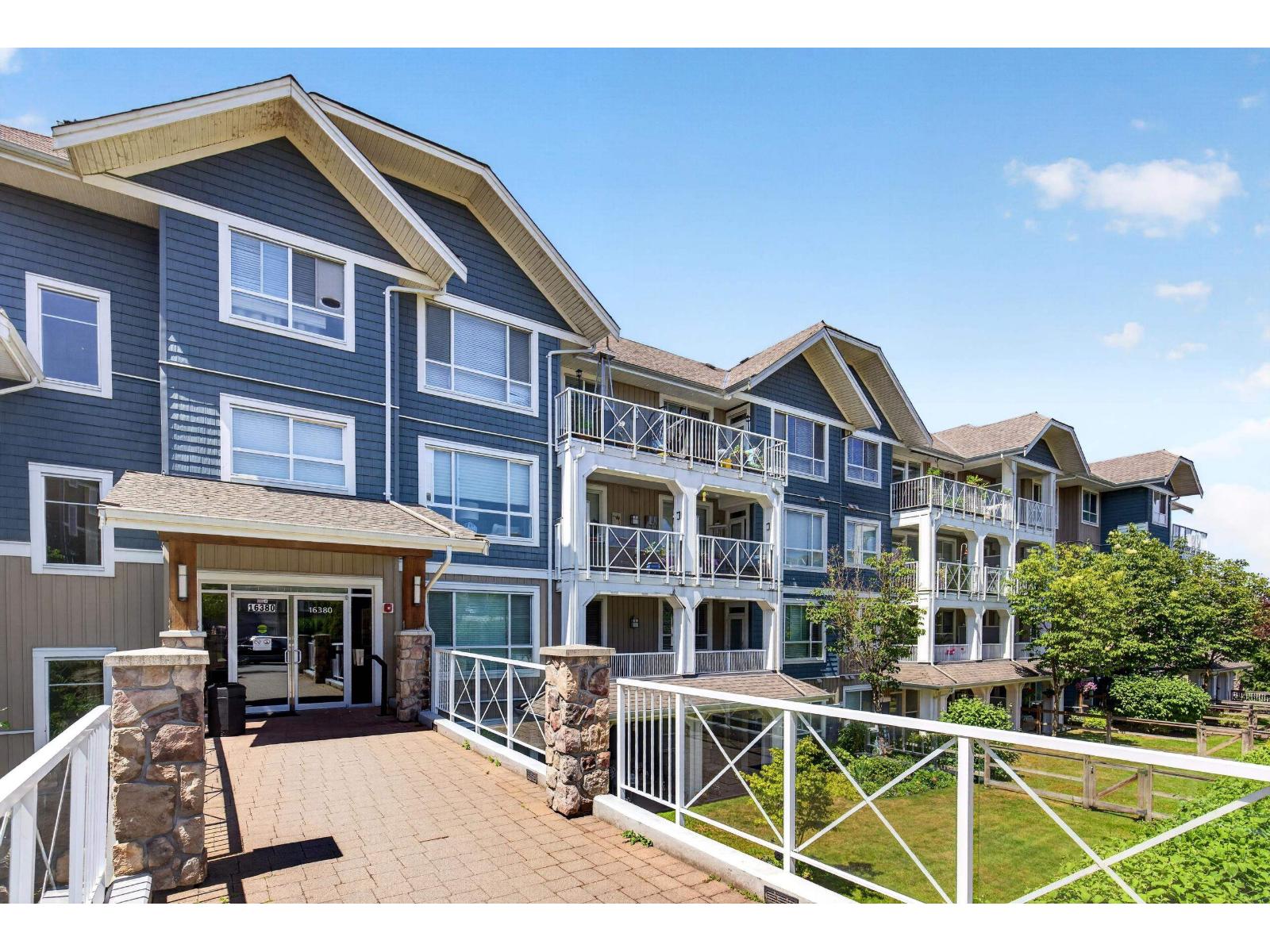 406 16380 64 AVENUE, surrey, British Columbia