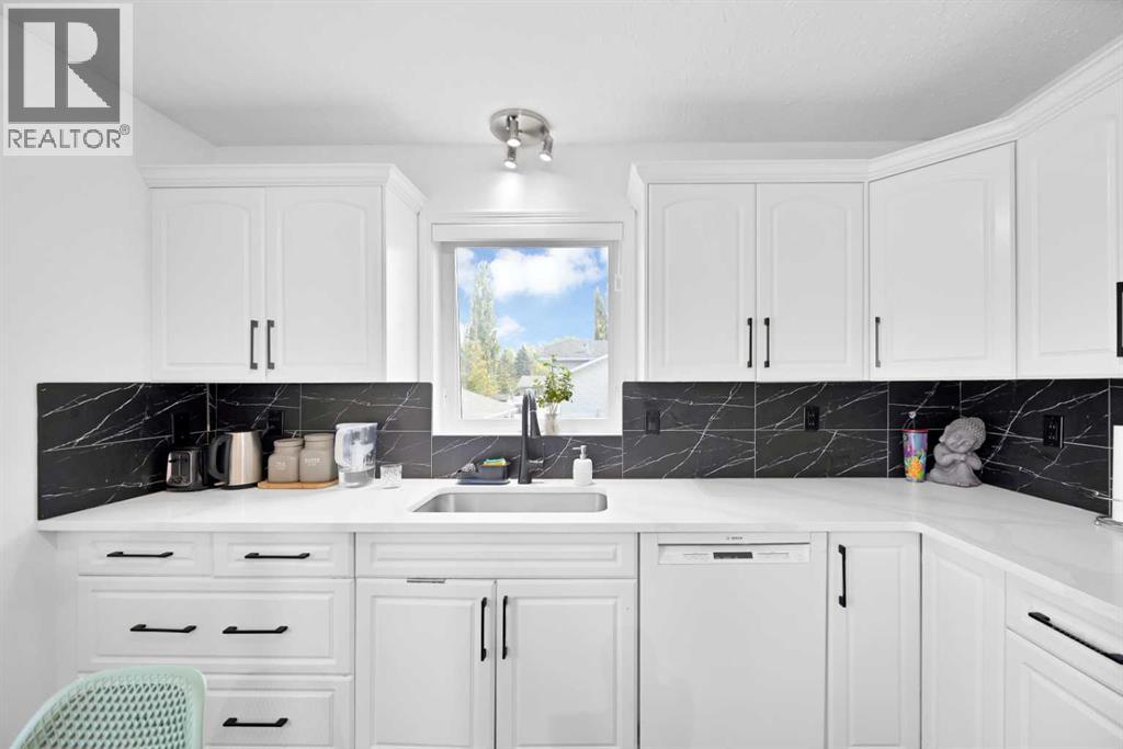 38 Balsam Crescent, Olds, Alberta  T4H 1L1 - Photo 10 - A2315595