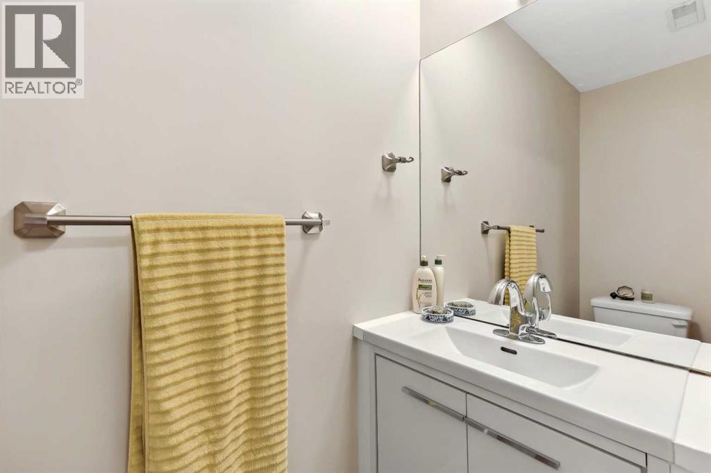 109 Coachway Lane SW, Calgary, Alberta  T3H 2V9 - Photo 37 - A2316179