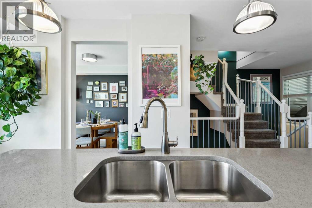 109 Coachway Lane SW, Calgary, Alberta  T3H 2V9 - Photo 21 - A2316179