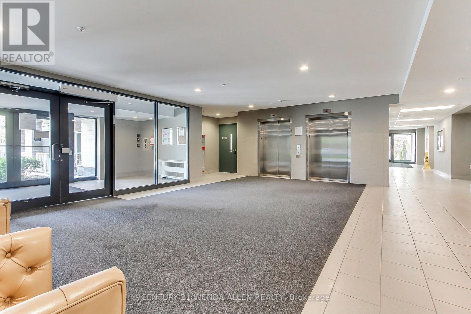 405 - 290 Liberty Street N, Clarington, Ontario  L1C 0H3 - Photo 4 - E13217836