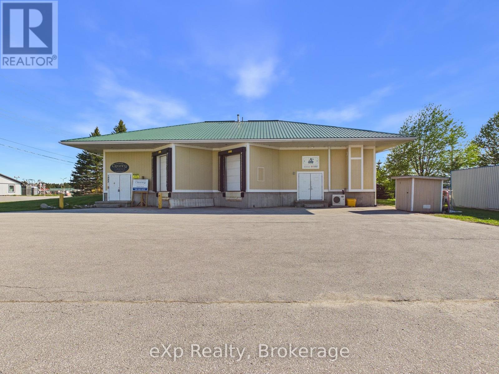 1223 Mackenzie Road, Saugeen Shores, Ontario  N0H 2C6 - Photo 4 - X13217840