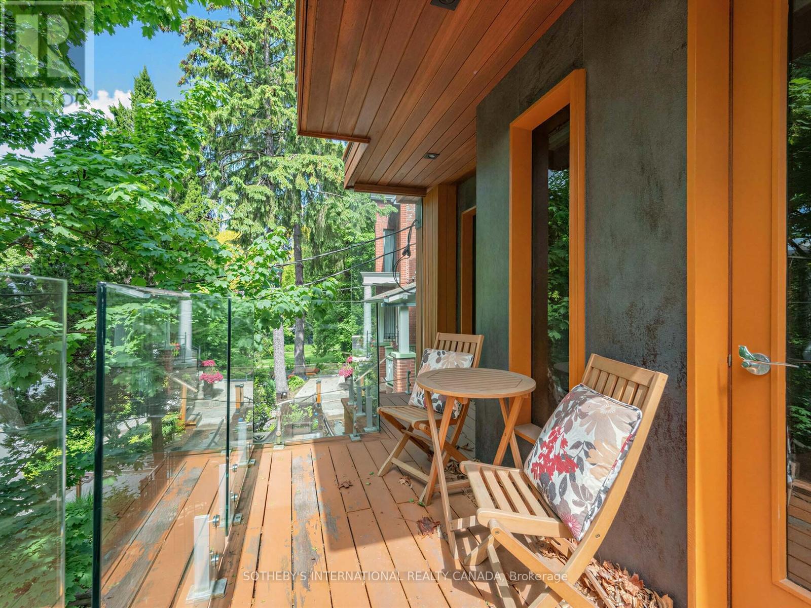 32 Regal Road, Toronto, Ontario  M6H 2J7 - Photo 16 - W13217818