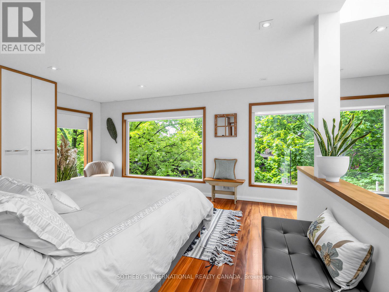 32 Regal Road, Toronto, Ontario  M6H 2J7 - Photo 18 - W13217818