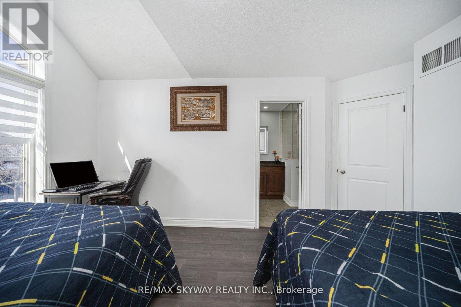 44 Eaglesprings Crescent, Brampton, Ontario  L6P 2W2 - Photo 37 - W13217822