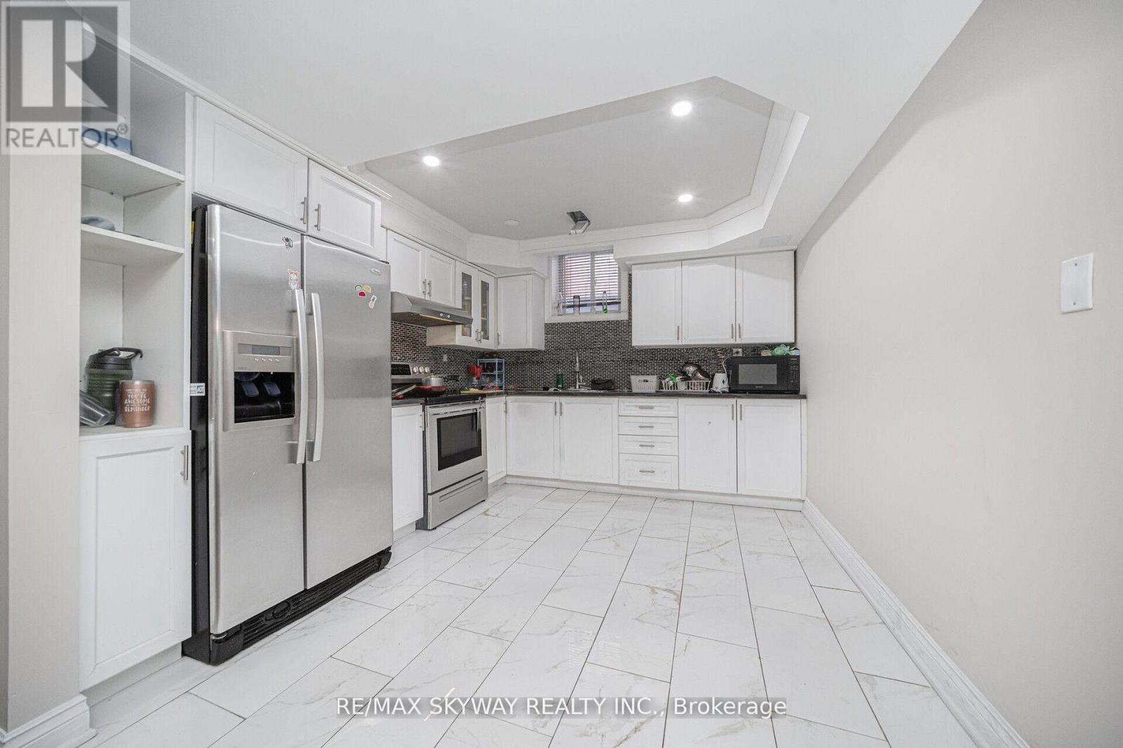 44 Eaglesprings Crescent, Brampton, Ontario  L6P 2W2 - Photo 39 - W13217822