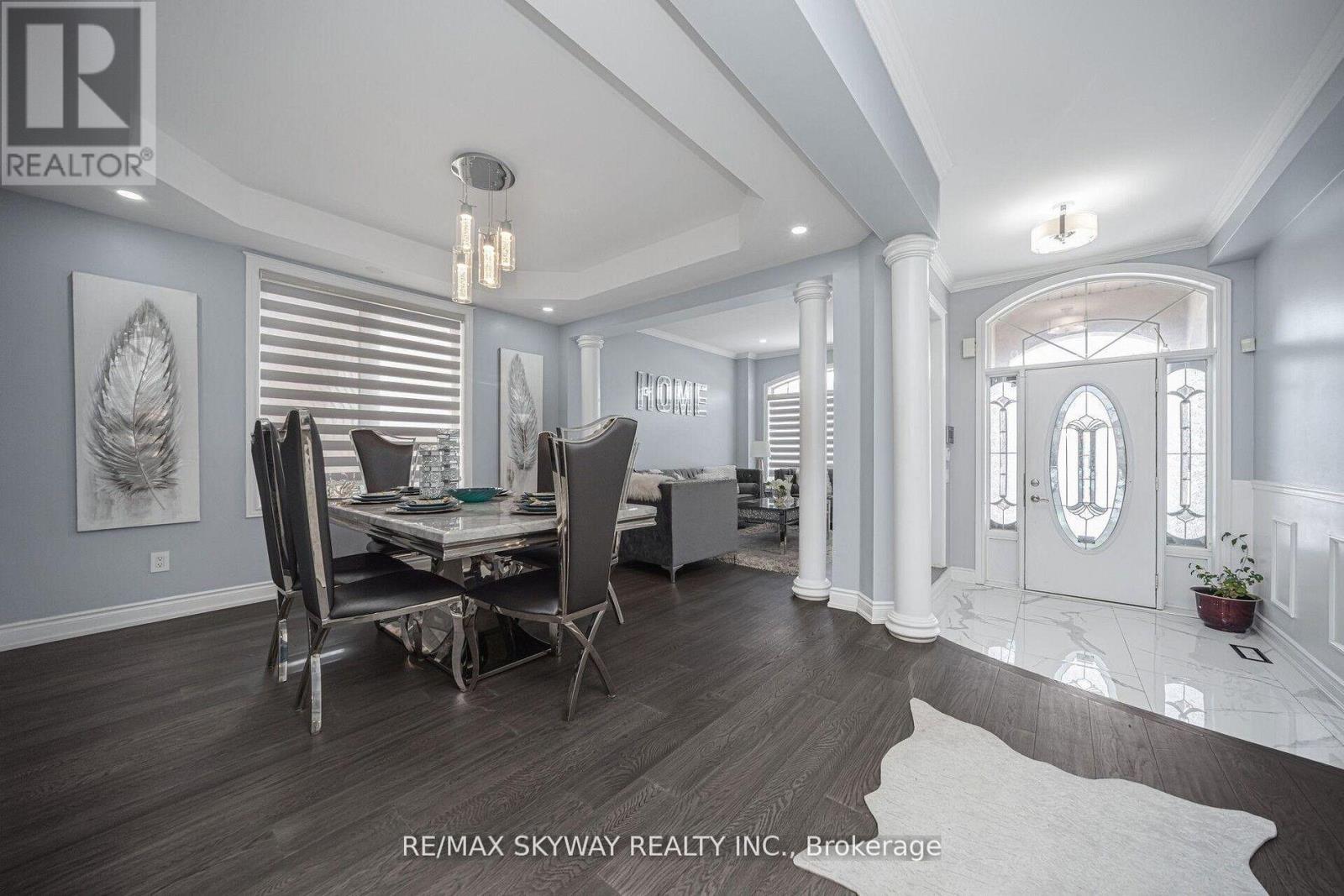 44 Eaglesprings Crescent, Brampton, Ontario  L6P 2W2 - Photo 9 - W13217822