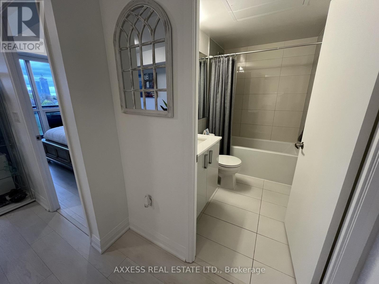 619 - 10 Gibbs Road, Toronto, Ontario  M9B 0E2 - Photo 9 - W13217844