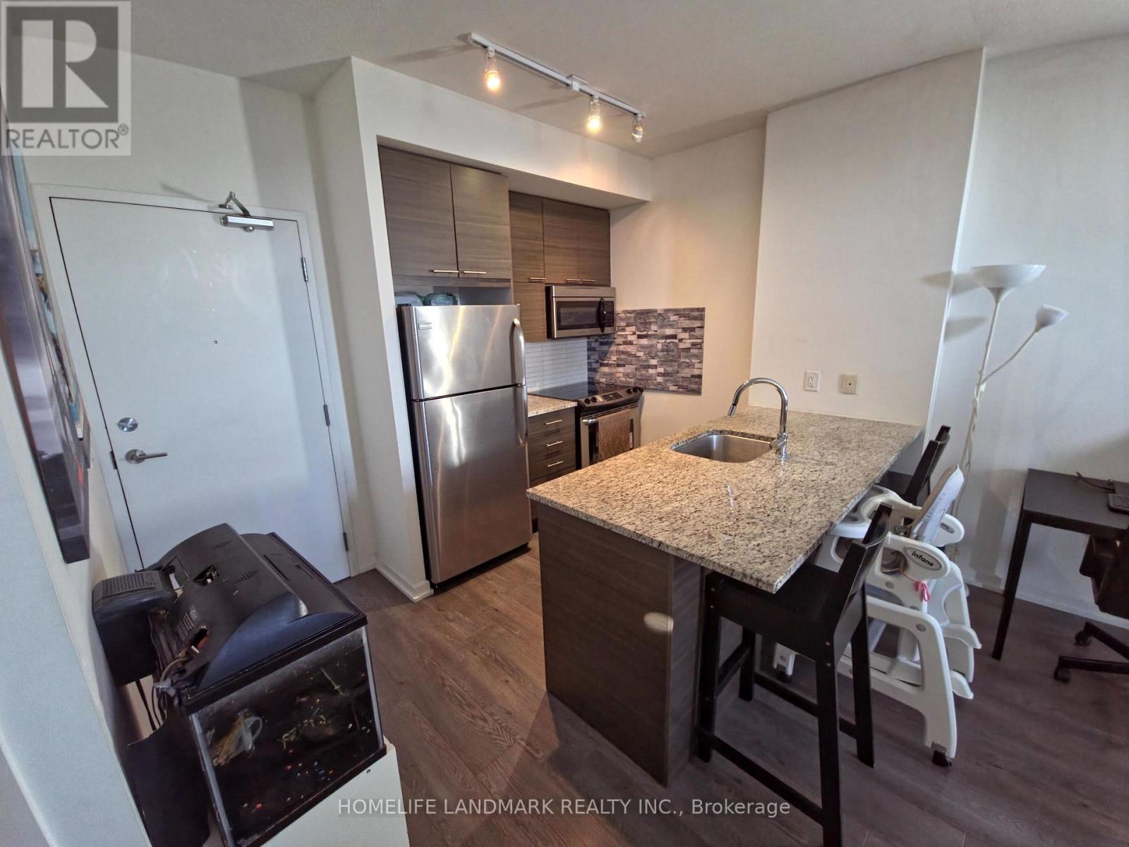306 - 66 Forest Manor Road, Toronto, Ontario  M2J 0B7 - Photo 3 - C13212036