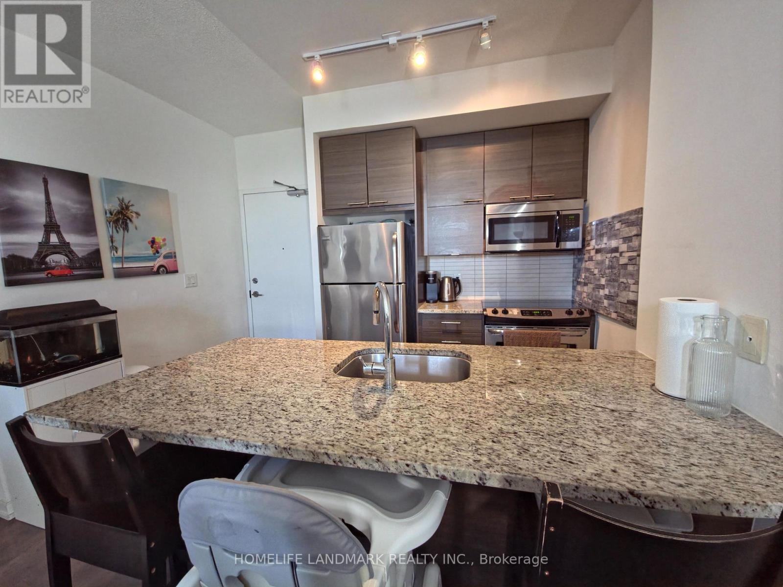 306 - 66 Forest Manor Road, Toronto, Ontario  M2J 0B7 - Photo 5 - C13212036