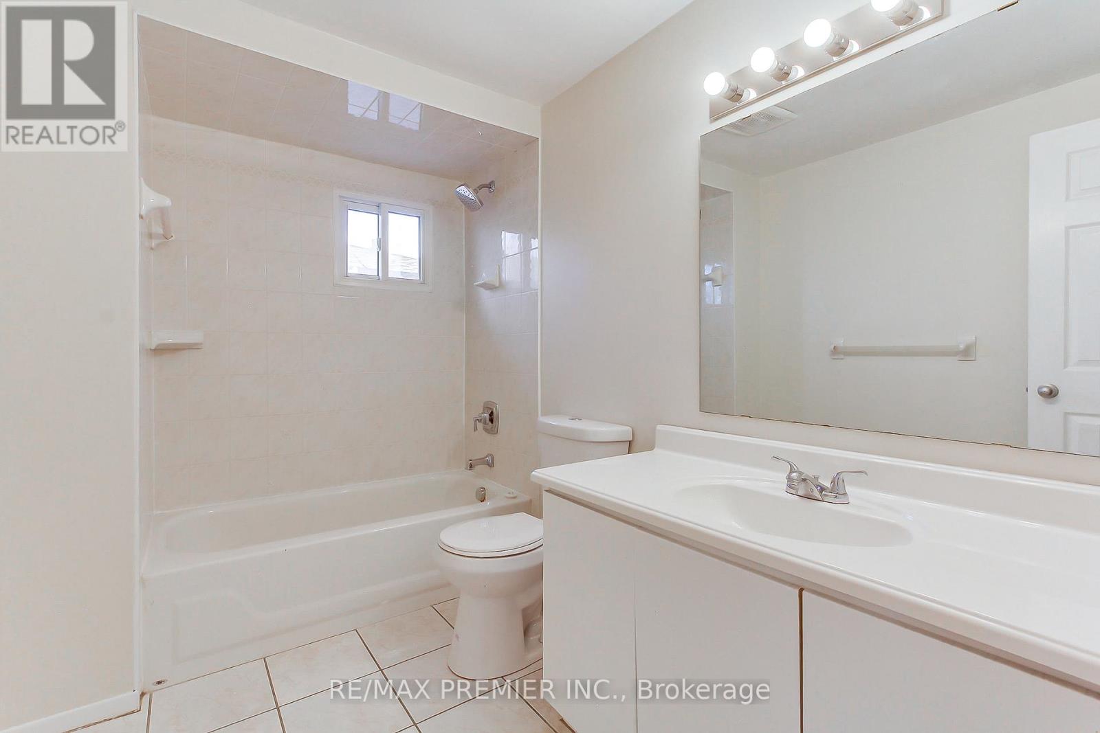 28 Palmer Drive, Ajax, Ontario  L1S 5W8 - Photo 17 - E13211684