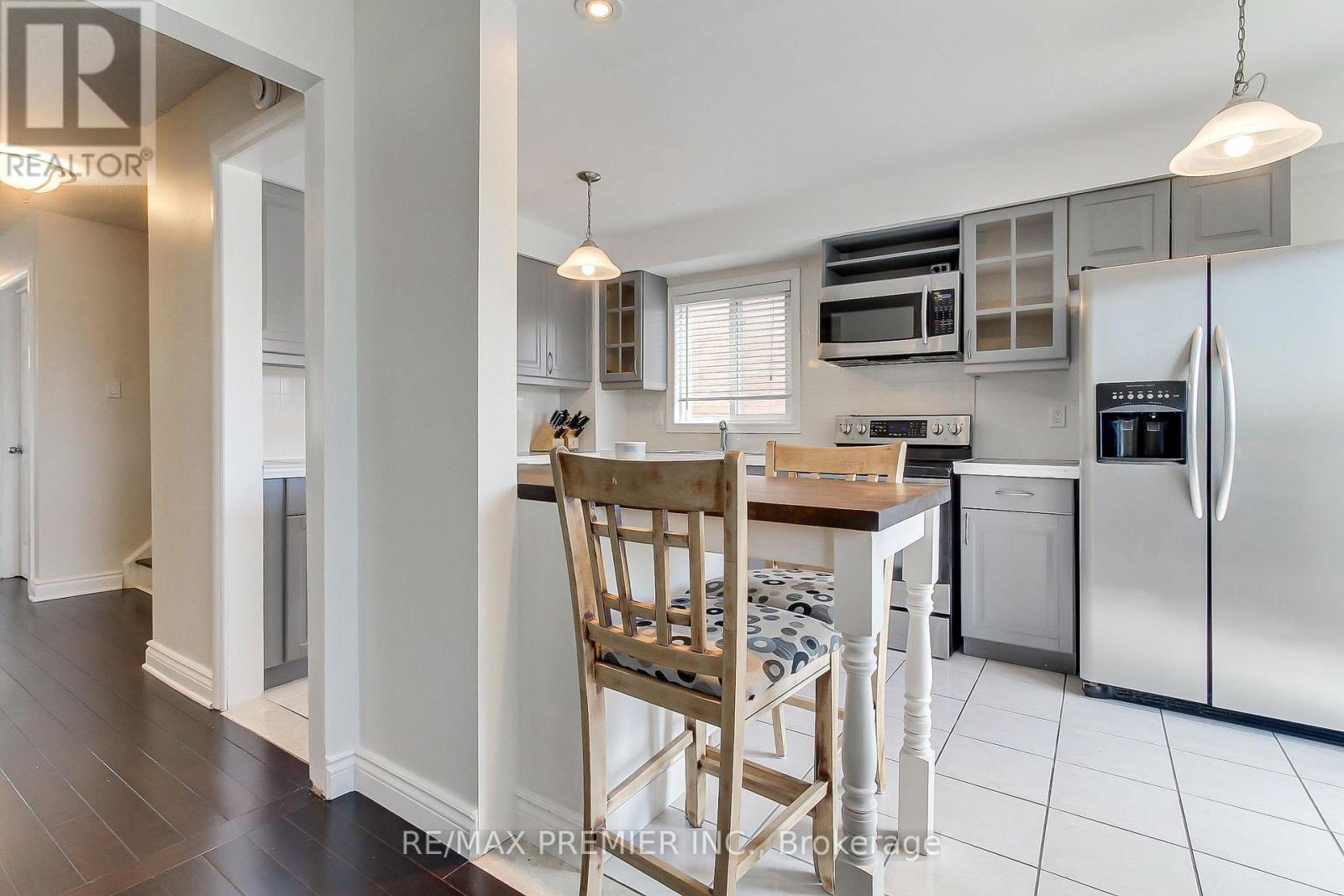 28 Palmer Drive, Ajax, Ontario  L1S 5W8 - Photo 6 - E13211684