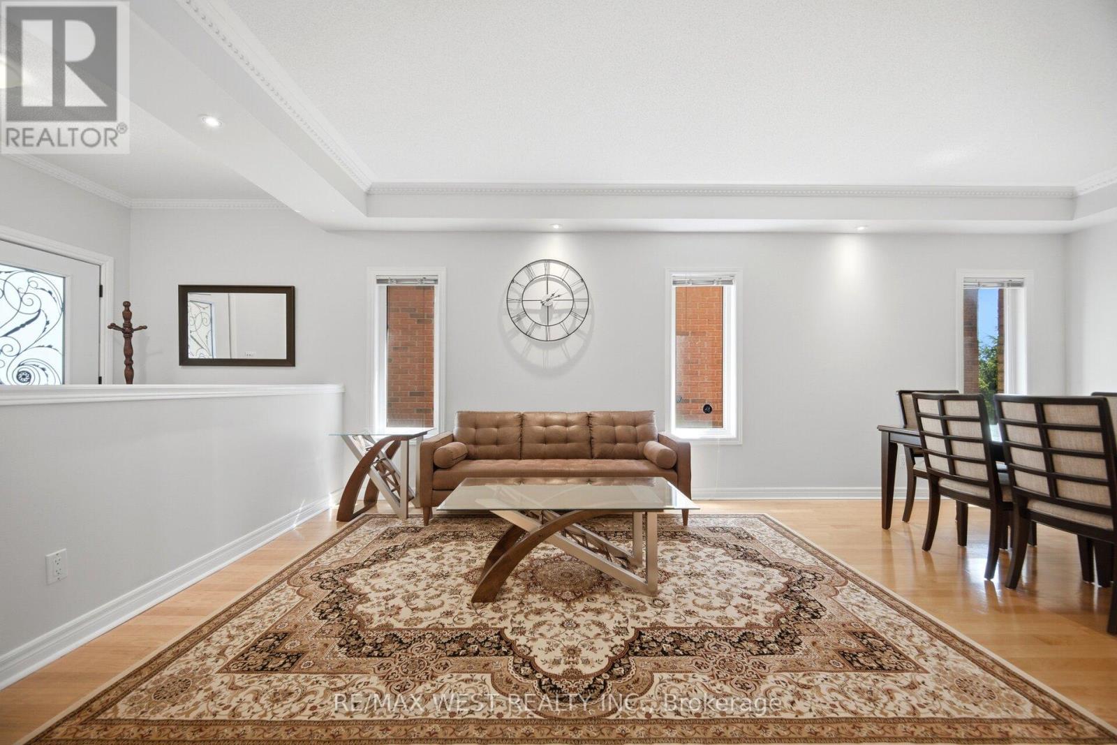7288 Zinnia Place, Mississauga, Ontario  L5W 1K6 - Photo 9 - W13215376