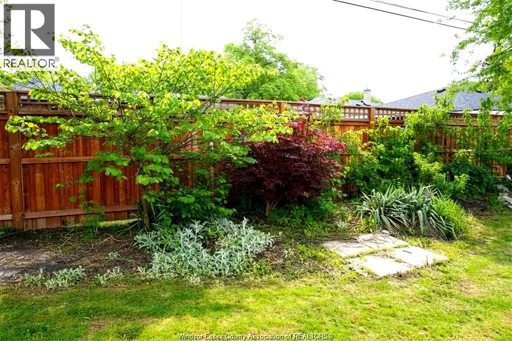 2688 Jamaica Crescent, Windsor, Ontario  N9E 2Z2 - Photo 22 - 26011754