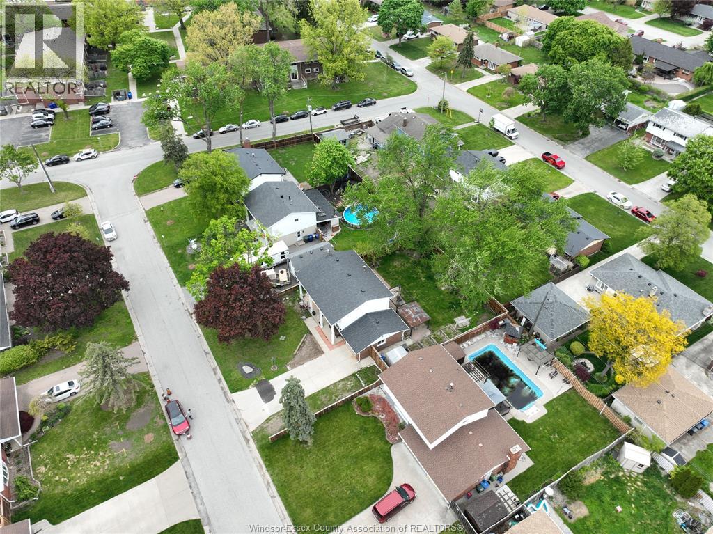 2688 Jamaica Crescent, Windsor, Ontario  N9E 2Z2 - Photo 24 - 26011754