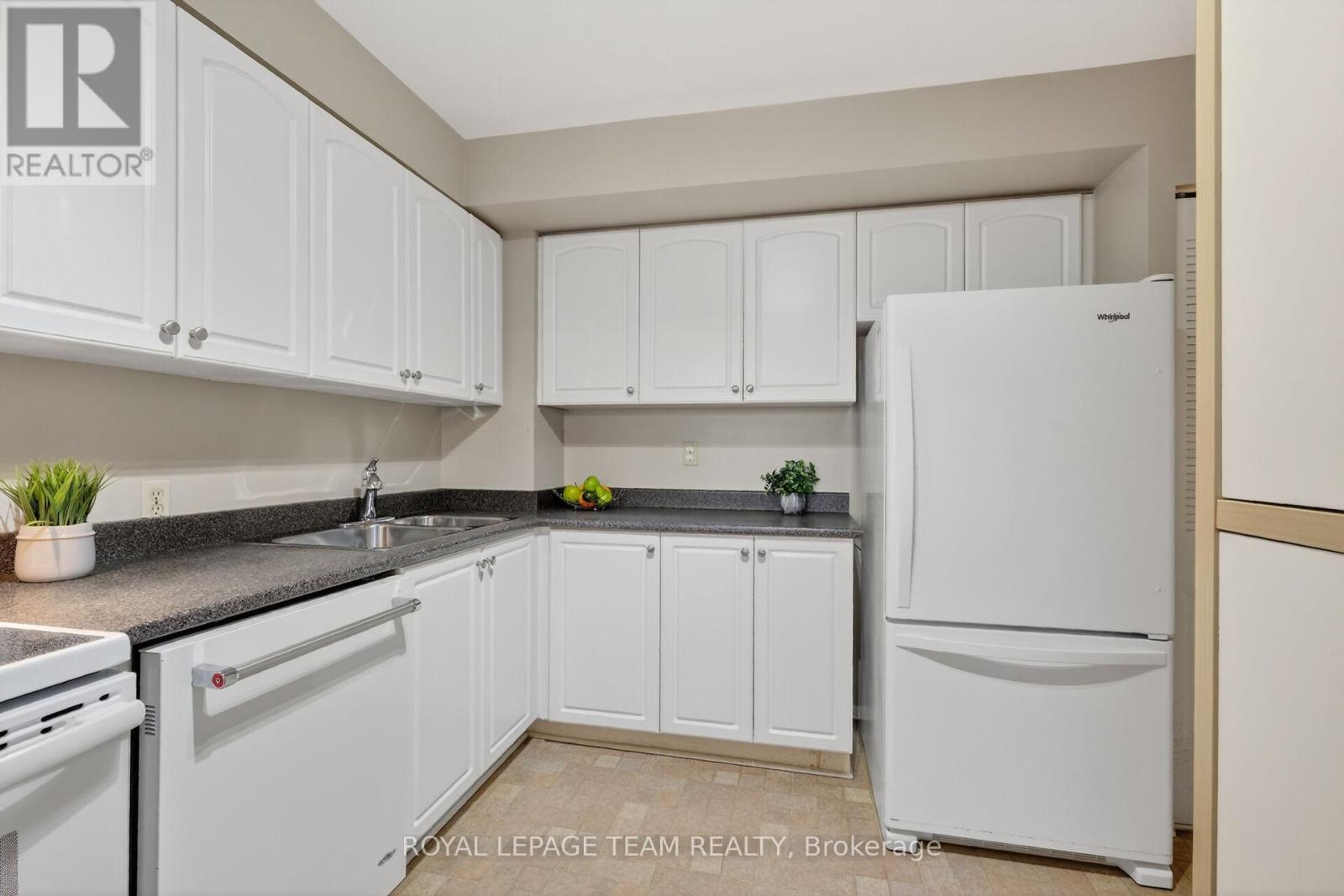 501 - 2760 Carousel Crescent, Ottawa, Ontario  K1T 2N4 - Photo 12 - X13217962