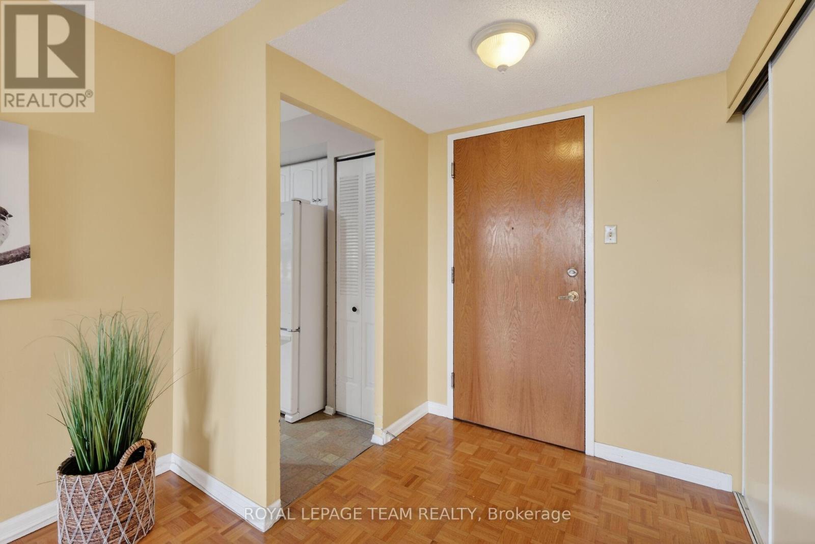 501 - 2760 Carousel Crescent, Ottawa, Ontario  K1T 2N4 - Photo 4 - X13217962