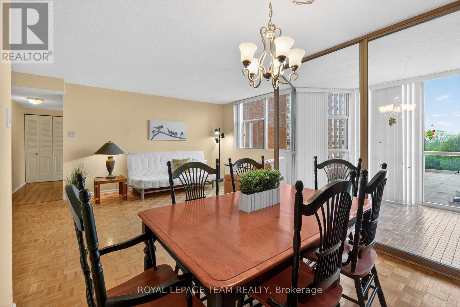 501 - 2760 Carousel Crescent, Ottawa, Ontario  K1T 2N4 - Photo 8 - X13217962