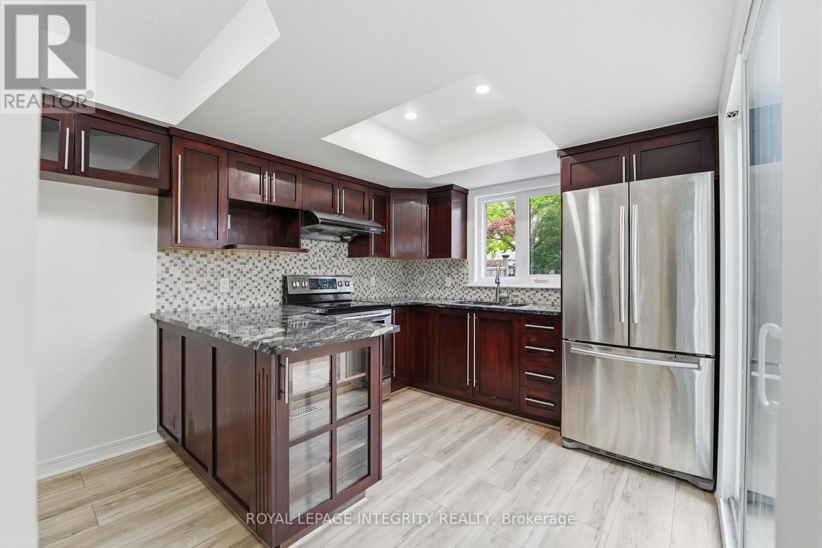 76 HUNTERSWOOD CRESCENT, Ottawa, Ontario