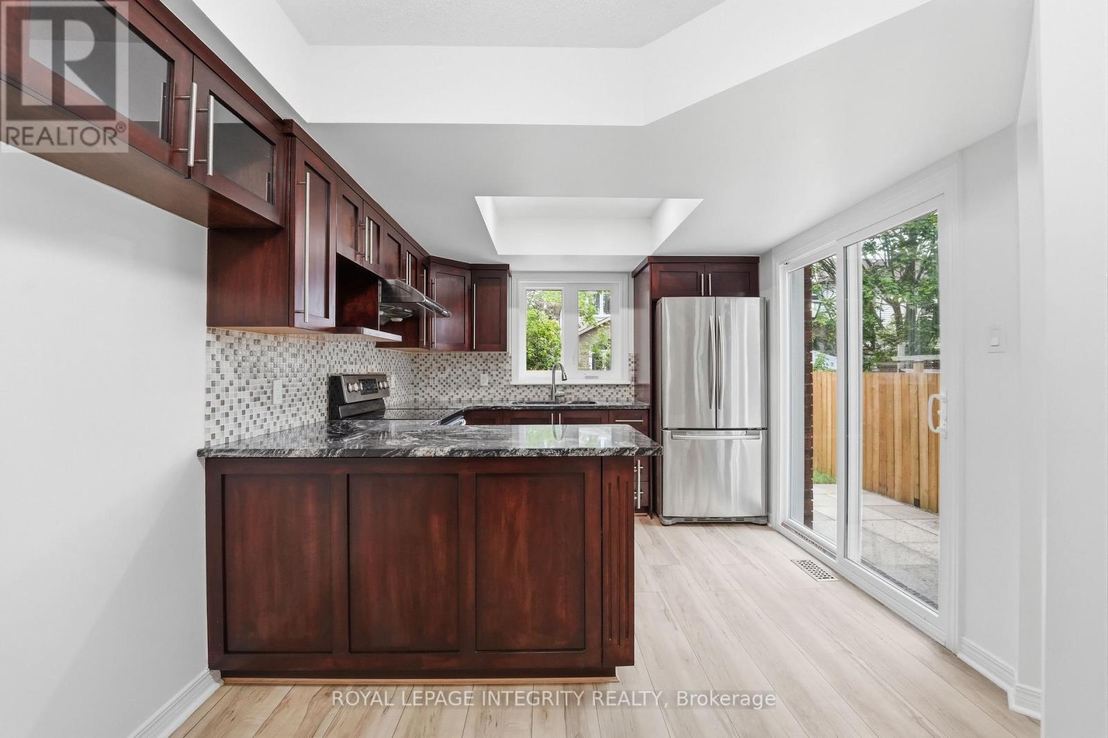 76 Hunterswood Crescent, Ottawa, Ontario  K1G 5V9 - Photo 10 - X13217410