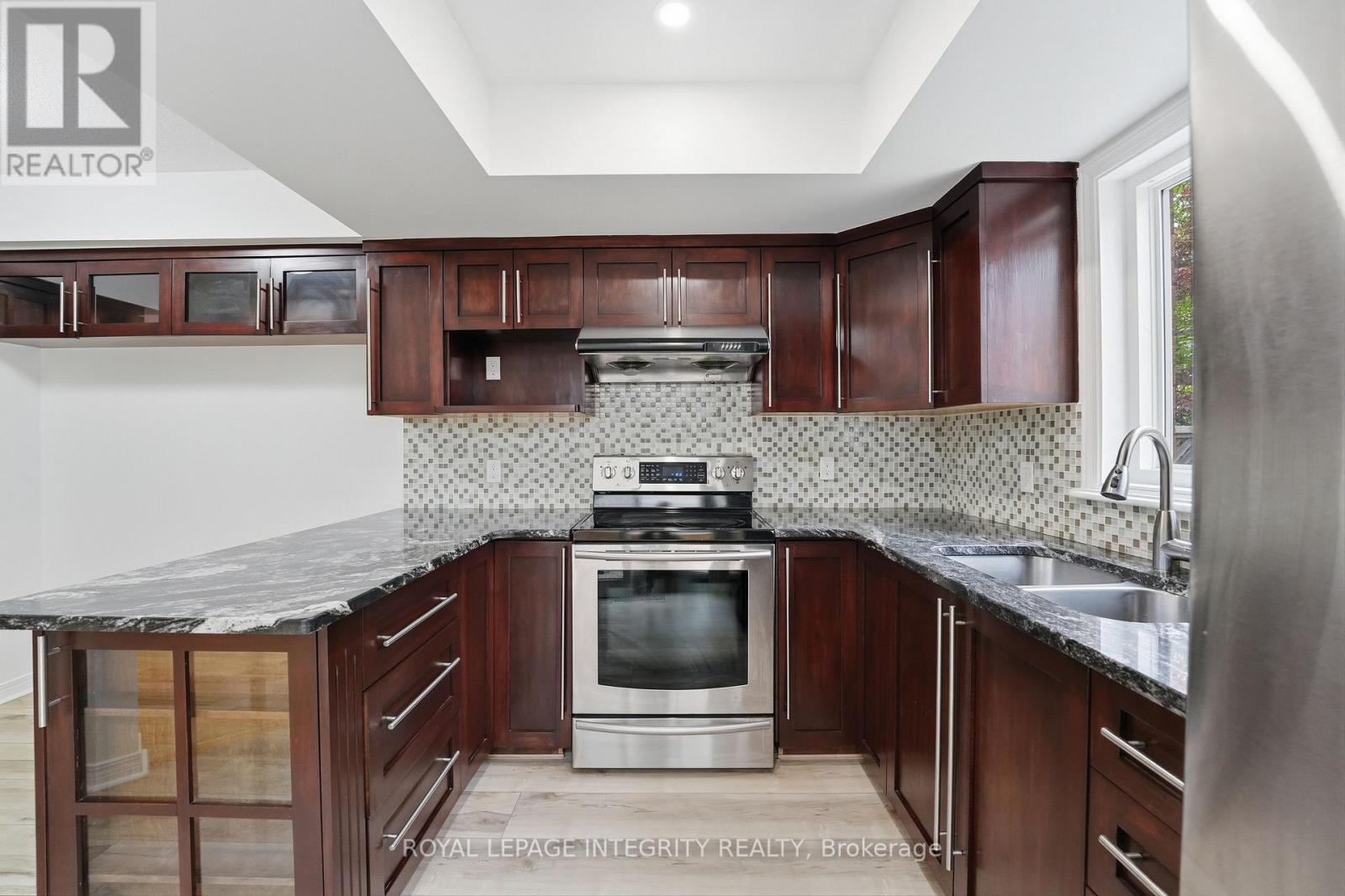 76 Hunterswood Crescent, Ottawa, Ontario  K1G 5V9 - Photo 12 - X13217410