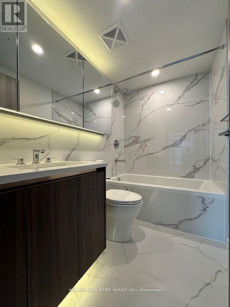 2106 - 3 Concord Cityplace Way, Toronto, Ontario  M5V 0X4 - Photo 11 - C13217872