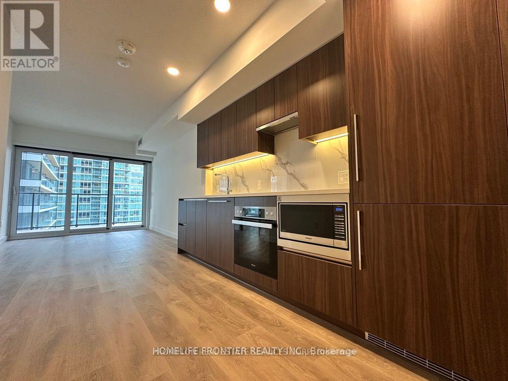 2106 - 3 Concord Cityplace Way, Toronto, Ontario  M5V 0X4 - Photo 3 - C13217872